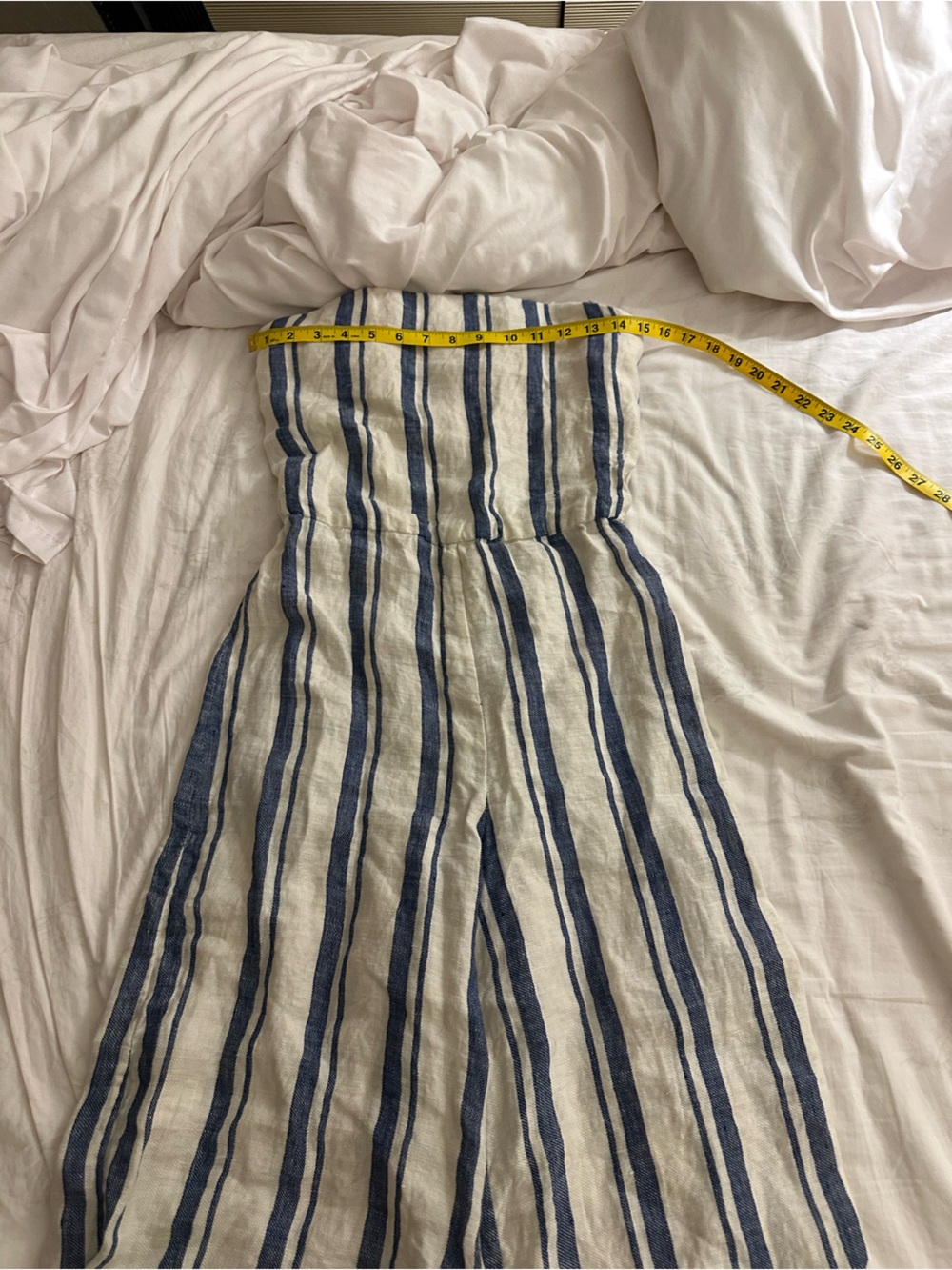 Alice + Olivia Cream and Blue Striped Linen Joggers